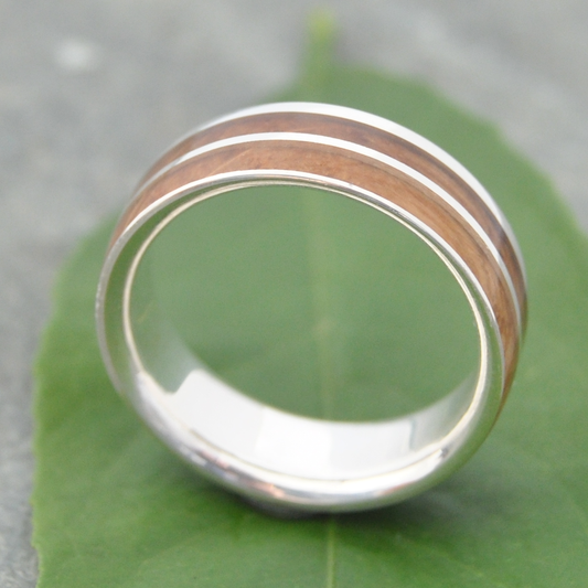 Un Lado Asi White Gold Bourbon Barrel Wedding Ring - Naturaleza Organic Jewelry