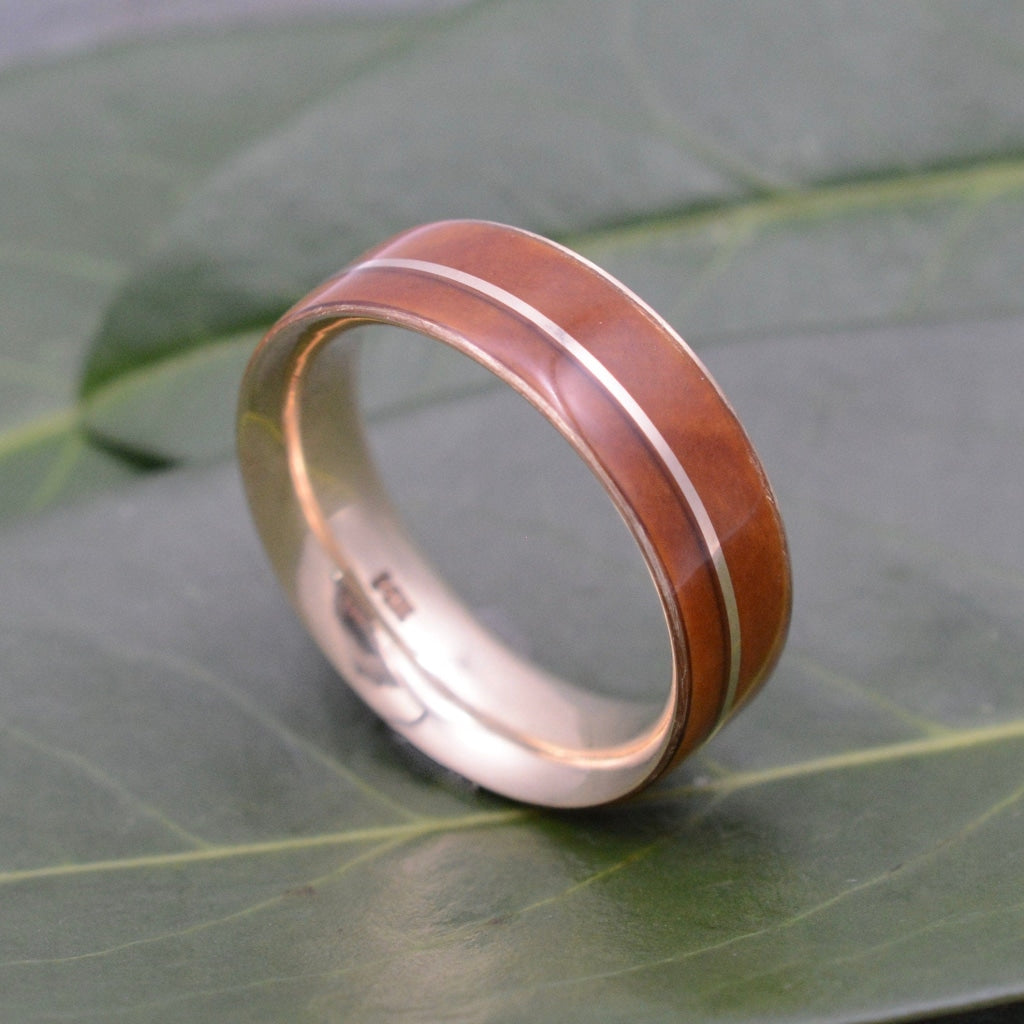 Yellow Gold Wood Wedding Band Asi Guayacán Wood Ring Recycled Gold Wood Ring Mens Wooden Ring Comfort Fit Wood Ring