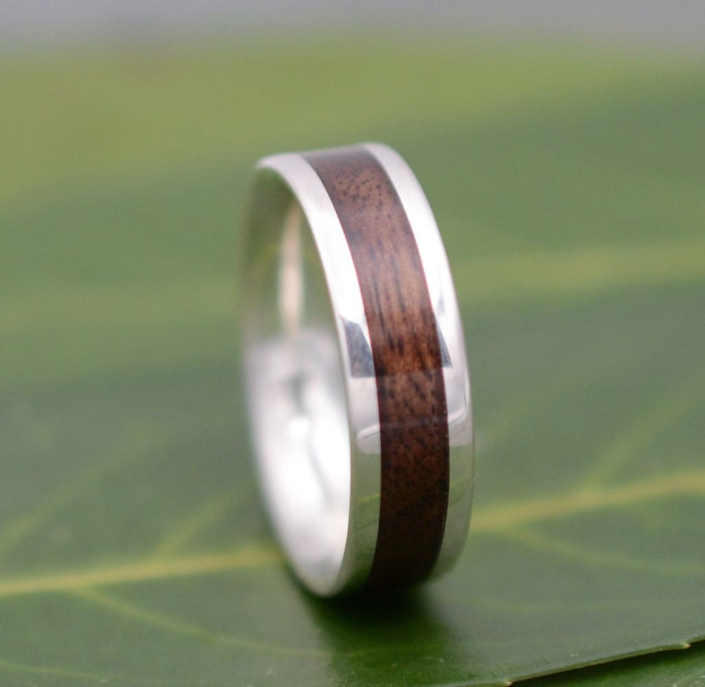 White Gold Lados Walnut Wood Ring, Ecofriendly White Gold Wood Wedding Band, 14k White Gold Wood Wedding Ring, Mens Gold Wood Ring