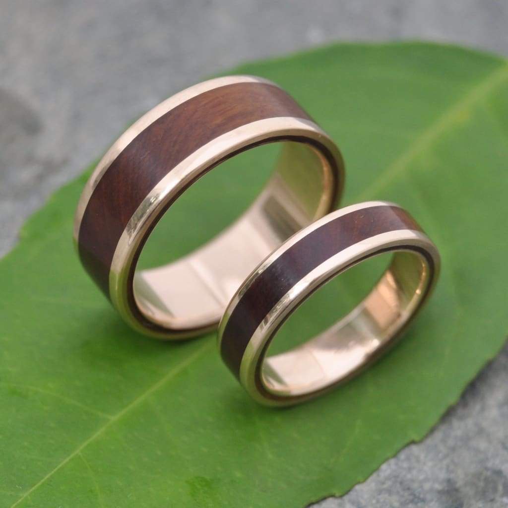 Yellow Gold Lignum Vitae Wedding Band, Lados Guayacán Wood Ring - Naturaleza Organic Jewelry & Wood Rings