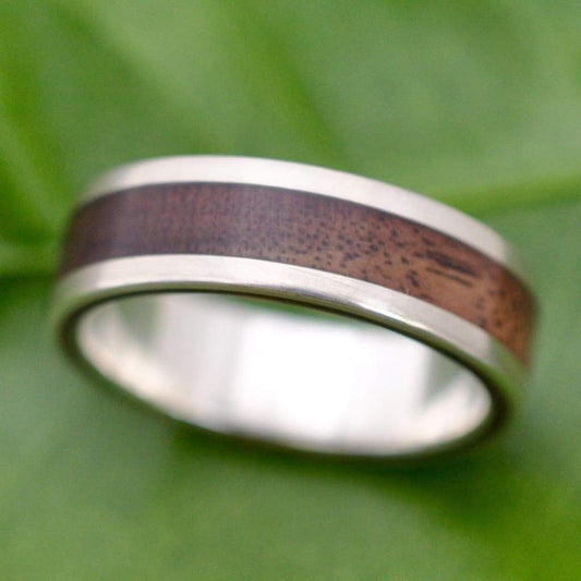Lados Kentucky Black Walnut Wood Ring - Naturaleza Organic Jewelry & Wood Rings