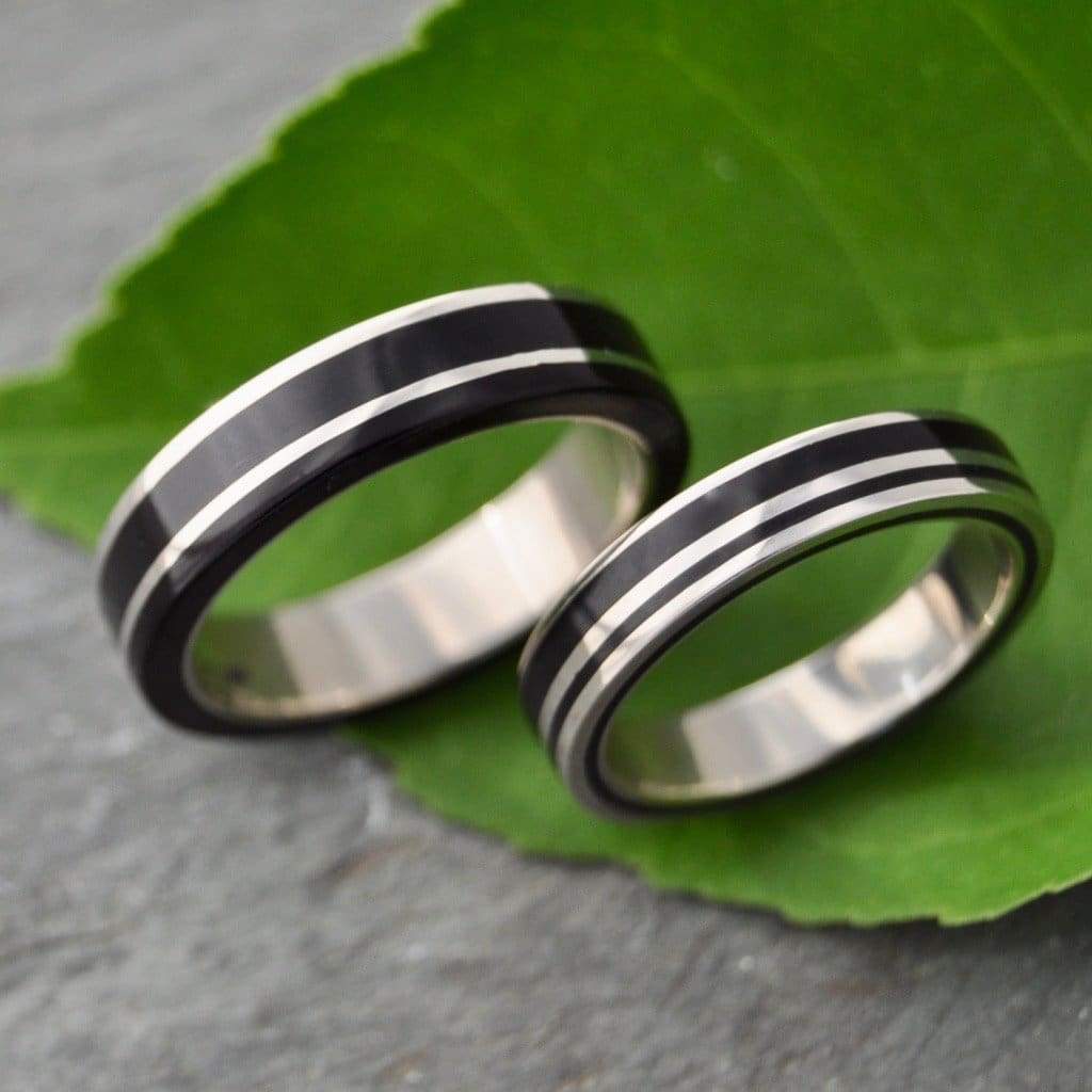 Rayo de Luz Coyol Wood Ring - Naturaleza Organic Jewelry & Wood Rings
