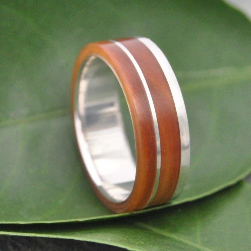 Un Lado Asi Wood Ring Guayacan Wood Ring - Naturaleza Organic Jewelry & Wood Rings