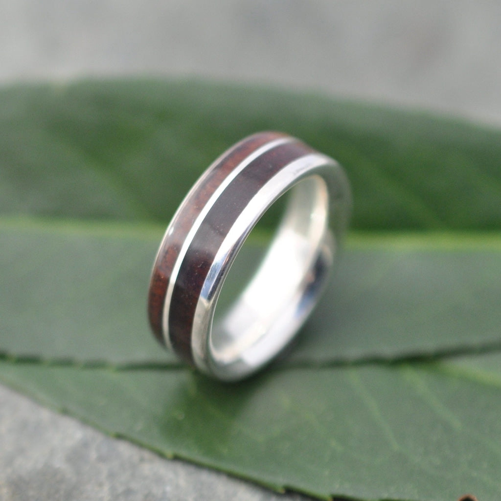 Un Lado Asi White Gold Koa Wood Wedding Ring 14k Recycled White Wood Wedding Band, White Gold Mens Wooden Wedding Ring Koa Wedding Band