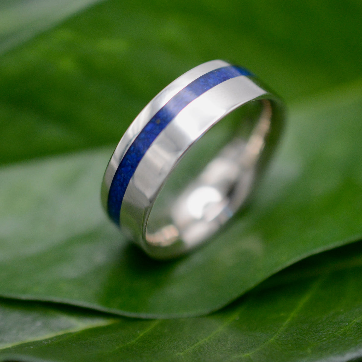 Deep blue lapis lazuli ring with recycled silver, Equinox design