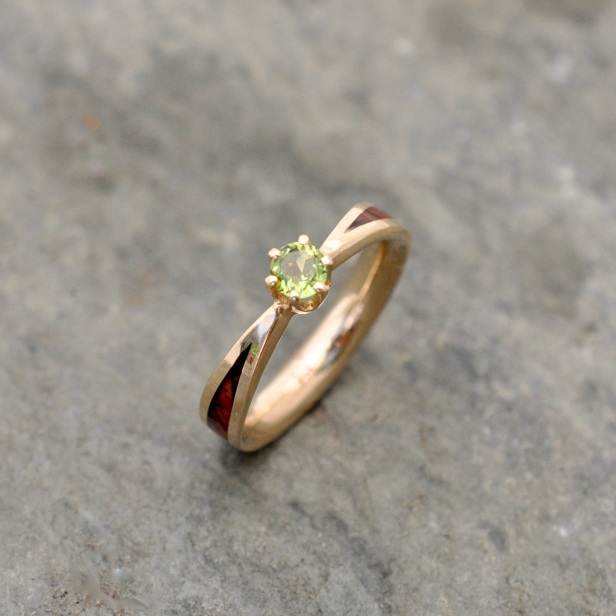 Moldavite solitaire wood engagement ring in yellow gold with wood inlay side profile