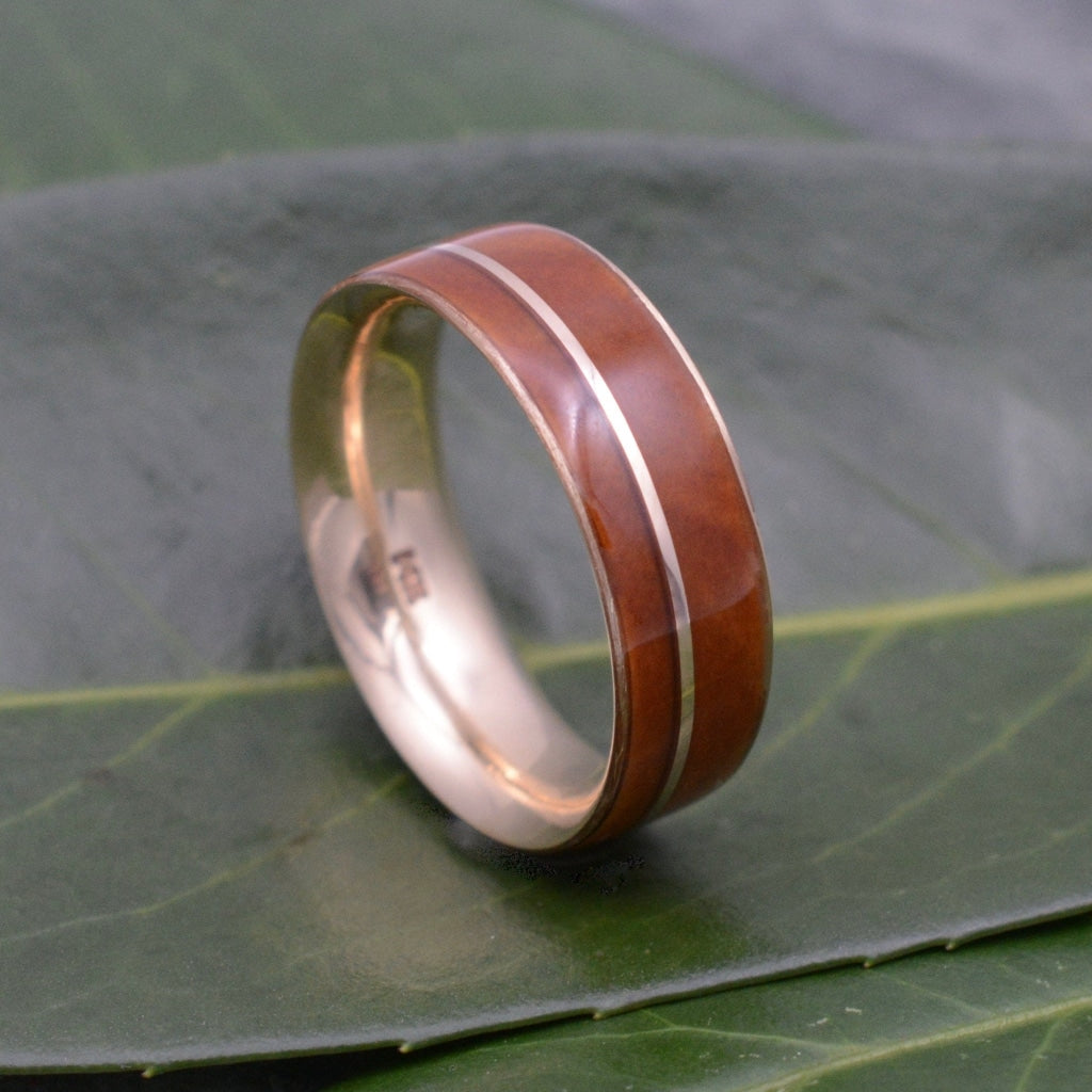Eco-friendly Asi wood ring with Guayacán and 14k yellow gold