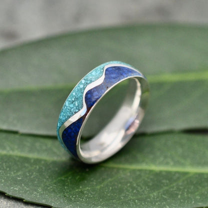 Turquoise and lapis lazuli mountain ring showing stone color contrast