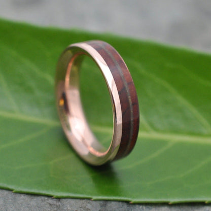 Eco-friendly ring with Hawaiian koa wood and jadeite inlay and yellow gold
