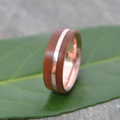 Custom rose gold Guayacán Lignum Vitae ring, Solsticio design made to order