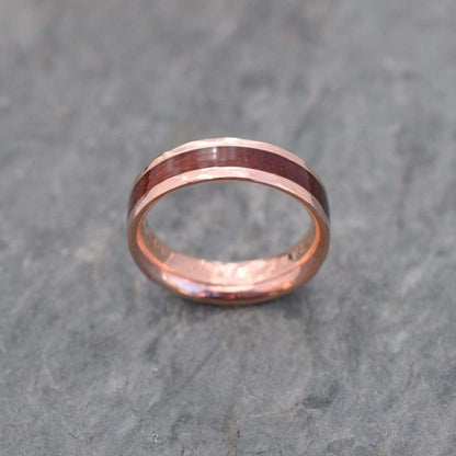 Hammered Lados Rose Gold Comfort Fit Carbon Wood Ring, Rose Gold Wood Wedding Band, Pink Gold Wedding Ring, Rose Gold Mens Wedding Band