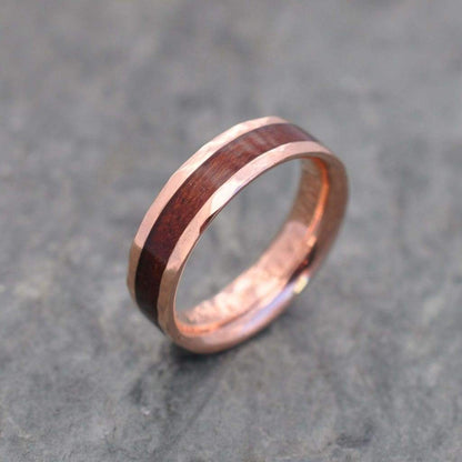 Hammered Lados Rose Gold Comfort Fit Carbon Wood Ring, Rose Gold Wood Wedding Band, Pink Gold Wedding Ring, Rose Gold Mens Wedding Band