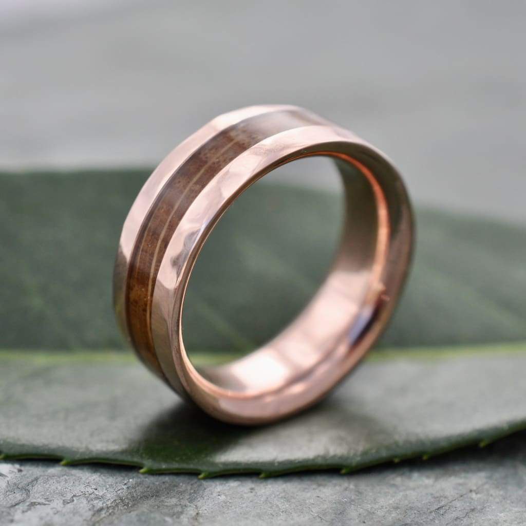 Bourbon barrel wedding ring with hammered rose gold edges, Lados design