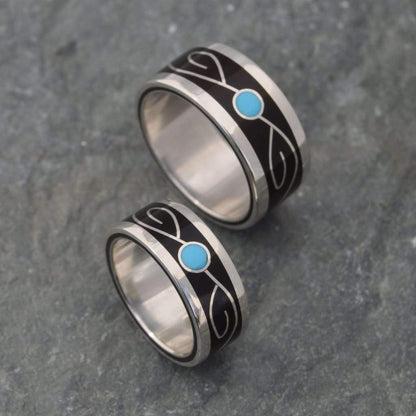 Vida turquoise and coyol wood ring with sterling silver vine inlay