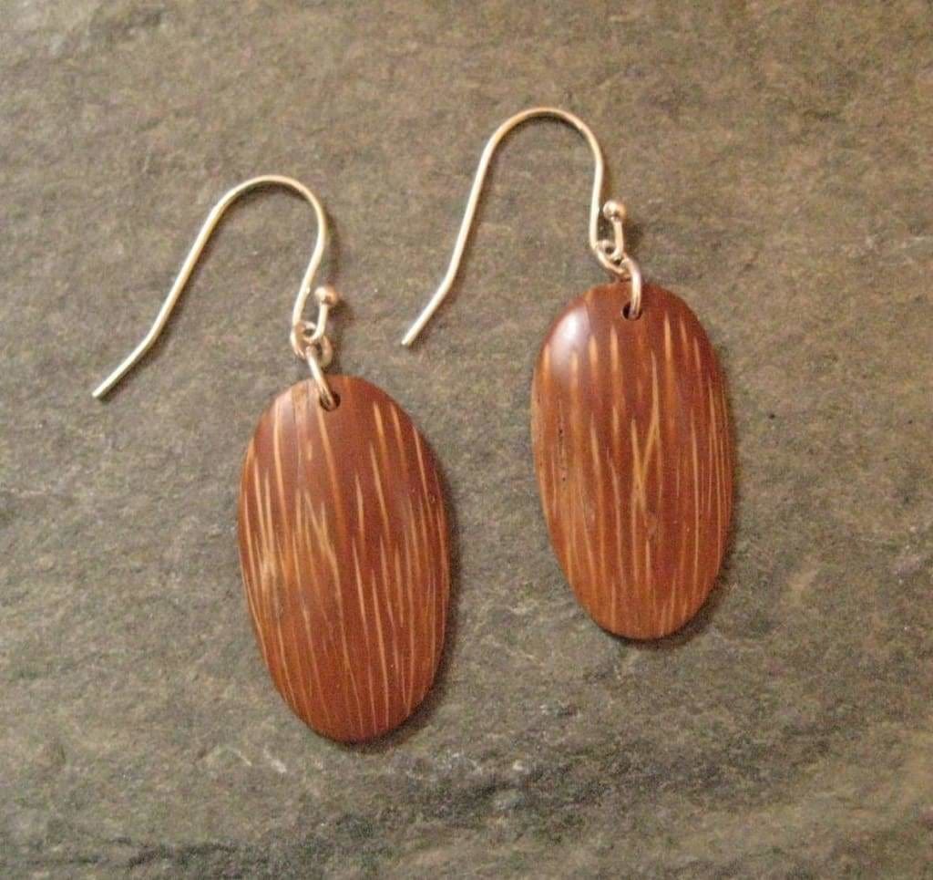 Indio Maiz Palm Tree Seed Earrings - Naturaleza Organic Jewelry & Wood Rings
