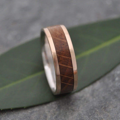 Symmetric bourbon barrel wedding band with yellow gold and silver, Lados