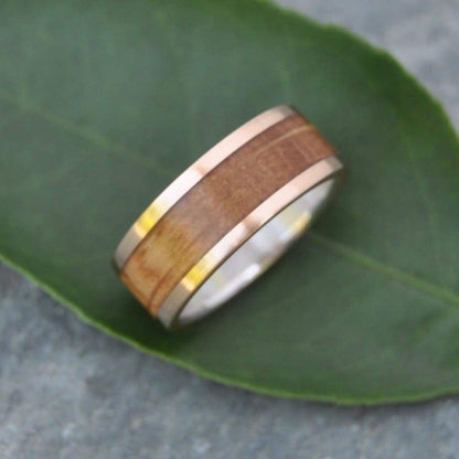 Yellow Gold Lados Bourbon Barrel Wood Ring - Naturaleza Organic Jewelry & Wood Rings