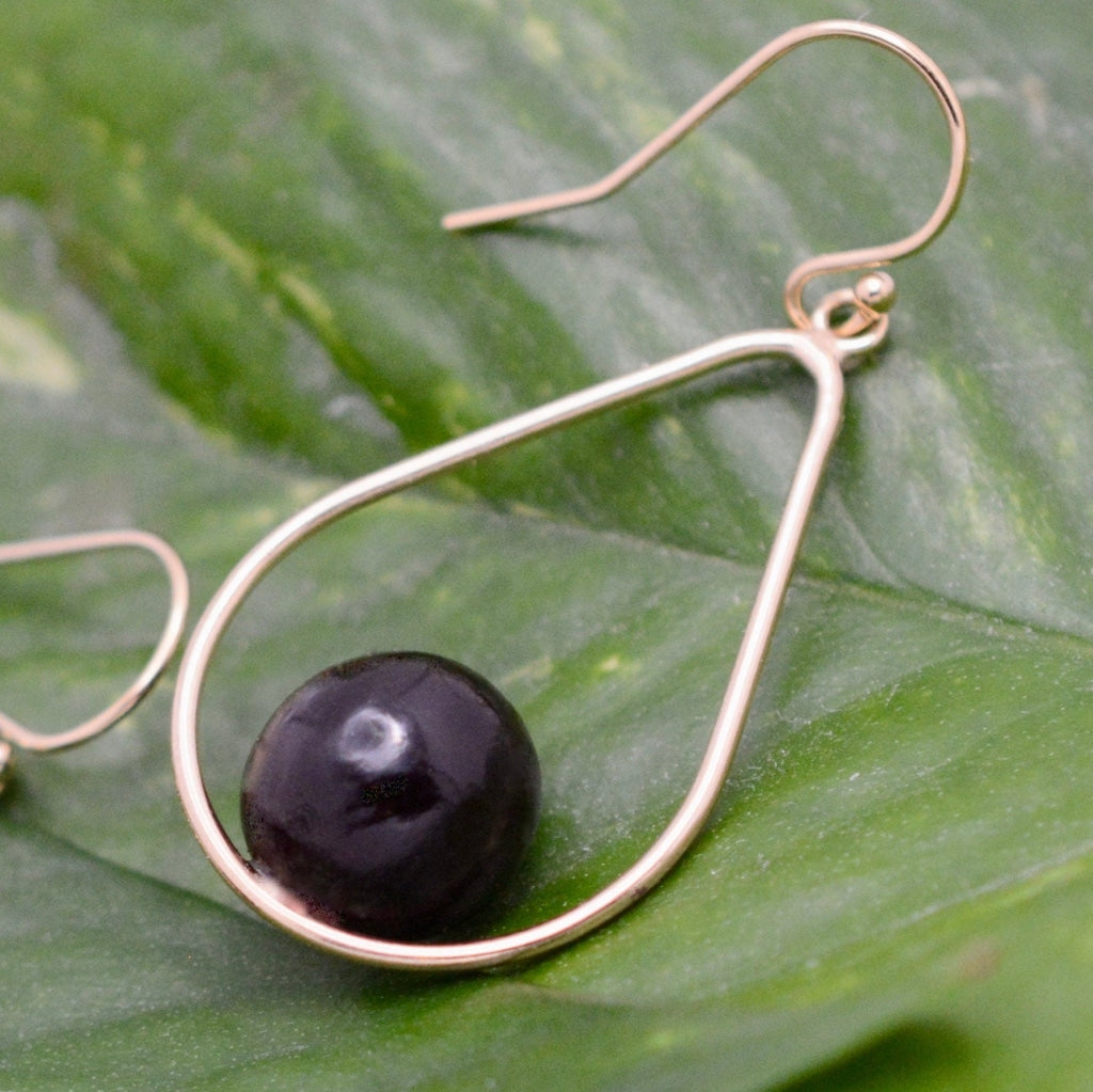 Lagrima Earrings with Patacón Seed and Yellow Gold - teardrop dangle goldr earrings ecofriendly earrings organic earrings black pearl