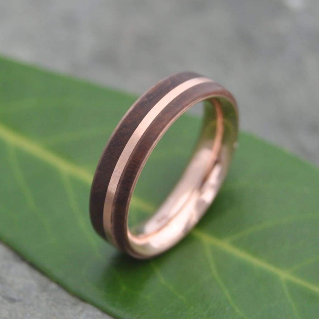 Comfort fit wood and rose gold ring, Solsticio design made to order
