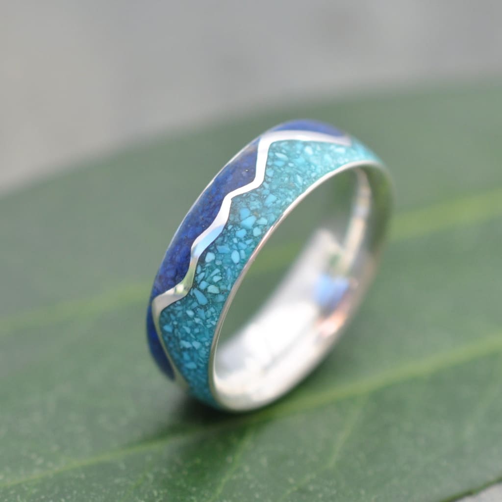 Turquoise wedding ring with lapis lazuli showing blue-green mountain pattern