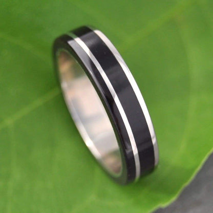 Un Lado Asi Coyol Wood Ring - Naturaleza Organic Jewelry & Wood Rings