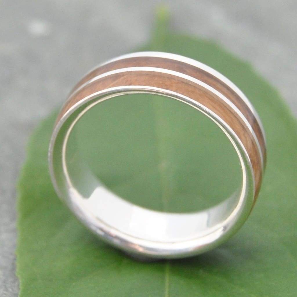 Kentucky Bourbon Barrel Ring, Sterling Silver Un Lado Asi - Naturaleza Organic Jewelry & Wood Rings