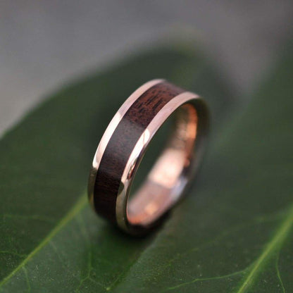 Comfort fit rose gold and walnut wood ring with Lados design
