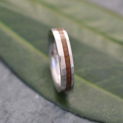 Whiskey barrel wood ring with white gold, Equinox design