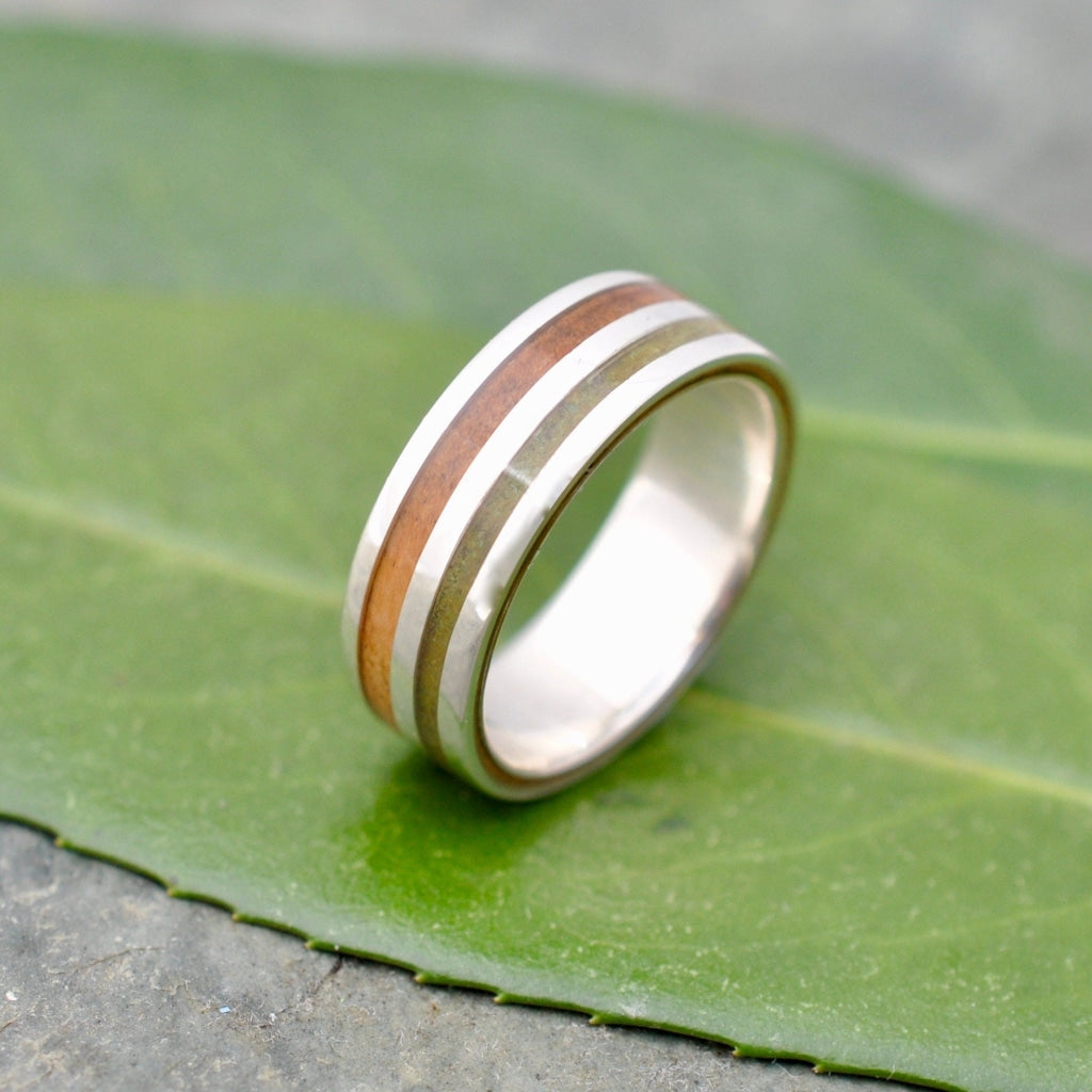 White Gold Rayo de Luz Verde Jade and Guayacan Wood Ring White Gold Inlay Wood Wedding Band Mens White Gold Wedding Band Jade Wood Ring