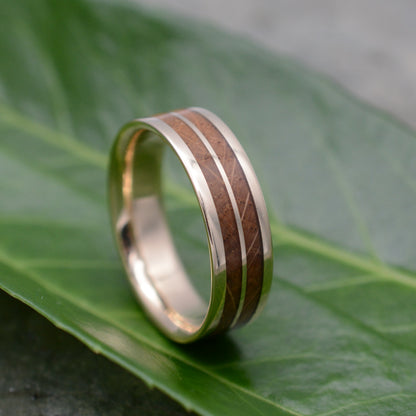 Gold wood wedding band with bourbon barrel, Lados Linea design