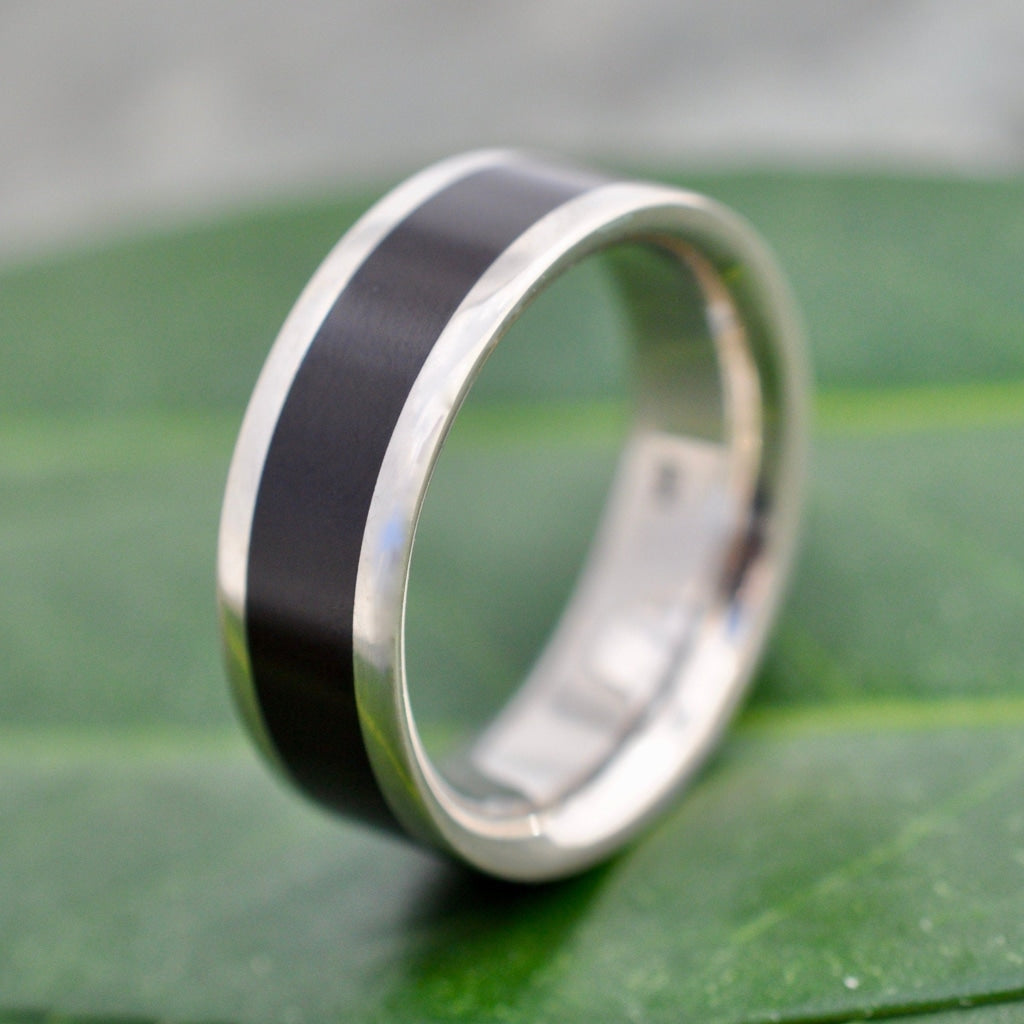 Comfort Fit Lados Coyol Seed Wood Ring with 14k White Gold showcasing sustainable wood inlay and stylish design.