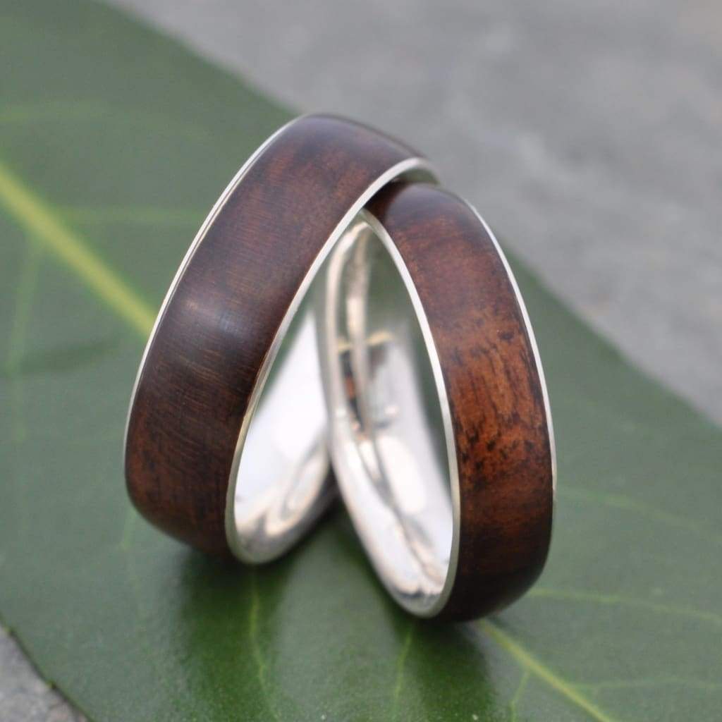 eco friendly wood and recycled 14k white solid gold wedding band set with laurel macho wood grain, handmade in Louisville, Kentucky
